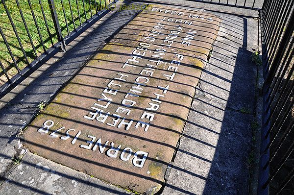 Grave of the Childe of Hale