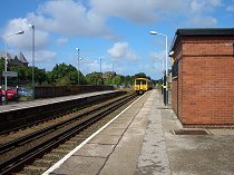 Blundellsands & Crosby Station; Copyright(C) 2005 scousehouse